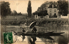Les Bords de la Marne Pecheurs endurcis