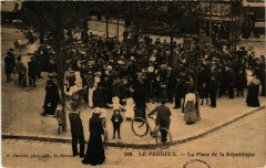 Le Perreux La pLace de la République