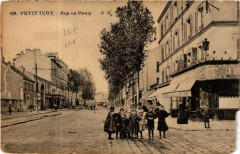 Petit-Ivry Rue de Paris