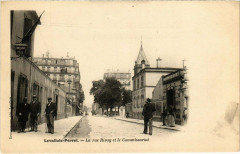 Levallois-Perret - La rue Rivay et le Commissariat à Levallois-Perret