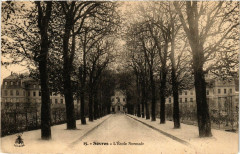 Sevres L'Ecole Nationale -
																					92310 Sèvres
																			