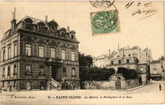 Saint-Cloud - La Mairie à Saint-Cloud