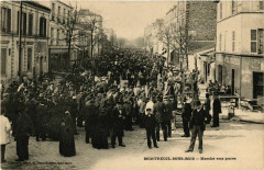 Montreuil-sous-Bois Marche aux Puces. à Montreuil
