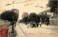 Noisy-le-Sec Le Boulevard de la Republique à Noisy-le-Sec