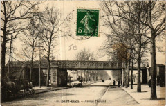 Carte postale ancienne Avenue Michelet
                                                                     à Saint-Ouen-sur-Seine
                                