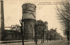 Saint-Denis Le Chateau d'Eau et les Ecoles à Saint-Denis
