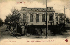 Les Lilas Salle des Fetes. Place Paul de Kock. aux Lilas