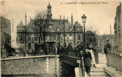 Pantin - Mairie et Pont de l'Ouroq -
																					93500 Pantin
																			