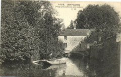 Arpajon-L'Orge passant sous une maison à Arpajon
