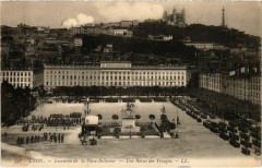Lyon Ensemble de la Place Bellecour à Lyon