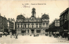 Lyon Facade de l'Hotel de Ville à Lyon