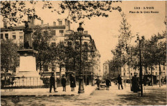 Lyon Place de la Croix Rousse à Lyon