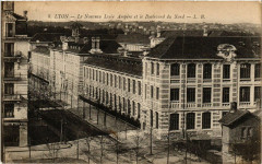 Lyon-Le Nouveau Lycée Ampere et le Boulevard du Nord à Lyon