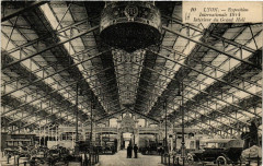 Lyon Interieur du Grand Hall à Lyon