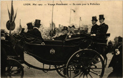 Lyon-Voyage Presidentiel. En route pour la Prefecture à Lyon