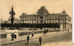 Lyon-Le Palais des Facultes à Lyon