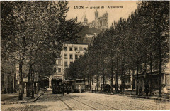 Lyon - Avenue de L'Archeveche à Lyon