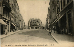 Lyon - Carrefour des rues Bechevelin et Sebastien Gryphe à Lyon