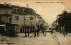 Feurs- Place de la Bascule et Rue de la Loire France à Feurs