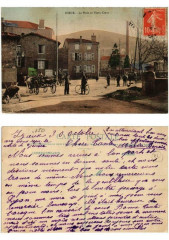 Izieux Pla Place du Vieux-Creux.