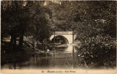 Feurs - Pont Palais à Feurs