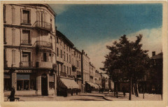 Boen - Rue de Lyon -
													42 Loire
												