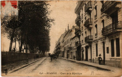 Roanne Cours de la République à Roanne