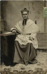 Grenoble ? - Pretre à Grenoble