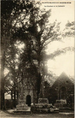 Sainte-Marie-du-Menez-Hom - Le Clocher et la Calvaire France -
													38 Isère
												