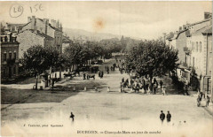 Bourgoin - Champ-de-Mars en jour de marche -
													38 Isère
												
