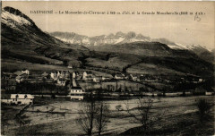 Dauphiné Le Monestier-de-Cermont a 840 m et la Grande Moucherolle