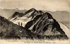 Le Dauphiné - L'Arete des Grandes Routes (3470 m) - The Ridge of
