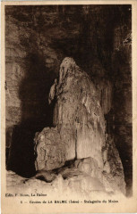 Grottes de la Balme - Stalagmite du Moine