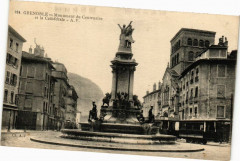Grenoble - Monument du Centenaire et la Cathedrale à Grenoble