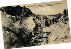 Dauphiné - CHASSEurs Alpins en manceuvres sur le glacier du Rateau