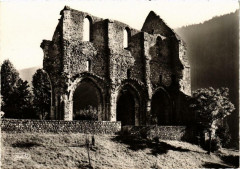 Saint-Jean d'Aulph Les ruines de l'Abbaye N.-D. d'Aulph