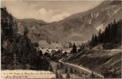 Viaduc de Mont Roc et le Col de Balme