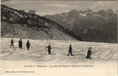 J. J. 2225 A Chamonix La Mer de Glace et l'Hotel du Montanvert