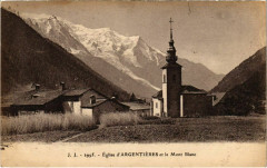 Eglise d'Argentieres et le Mont-Blanc
