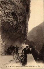 Val-du-Fier Route taillée dans le Roc