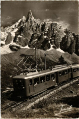 Chamonix - Alt 1050m - Le chemin de fer electrique