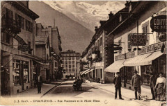 Chamonix Rue Nationale et le Mont-Blanc
