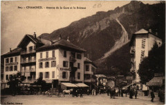 Chamonix Avenue de la Gare et le Brevent