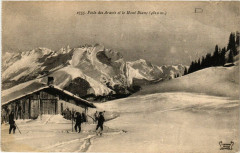 Poste des aravis et le Mont-Blanc