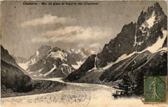 Chamonix - Mer de glace et Aiguille des Charmonts