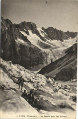 Chamonix - Le Jardin pris des Seracs -
													74 Haute Savoie
												