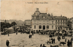 Valence Place du Champ de Mars à Valence