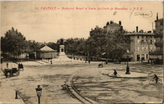 Valence Boulevard Bancel et Statue du Comte de Montalivet à Valence