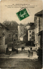 Chatillon-de-Michaille Place d'En-Haut et Maison Callet-Ravinet