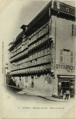 Bourg Maison de Bois Rue du Palais